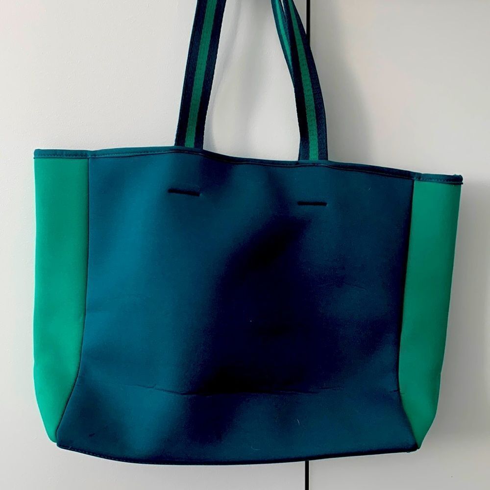 Green Neoprene Waterproof Tote- Pool & Beach by Summersalt